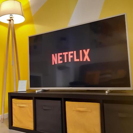 The Yellow Corner Apartment Alicante Ngoại thất bức ảnh